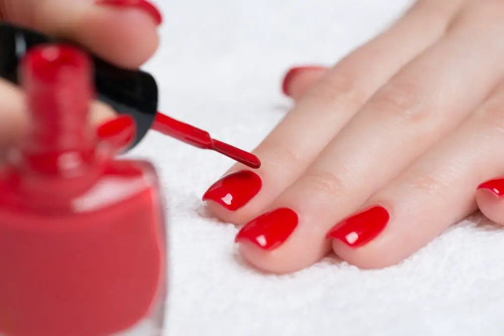 Steps On How to Apply Gel Top Coat On Regular Polish