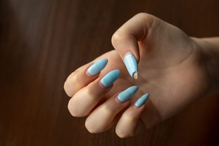 Why Do My Nails Hurt After Dip Powder 